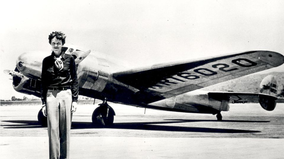 Breaking Barriers: Women Pioneers in Aviation History